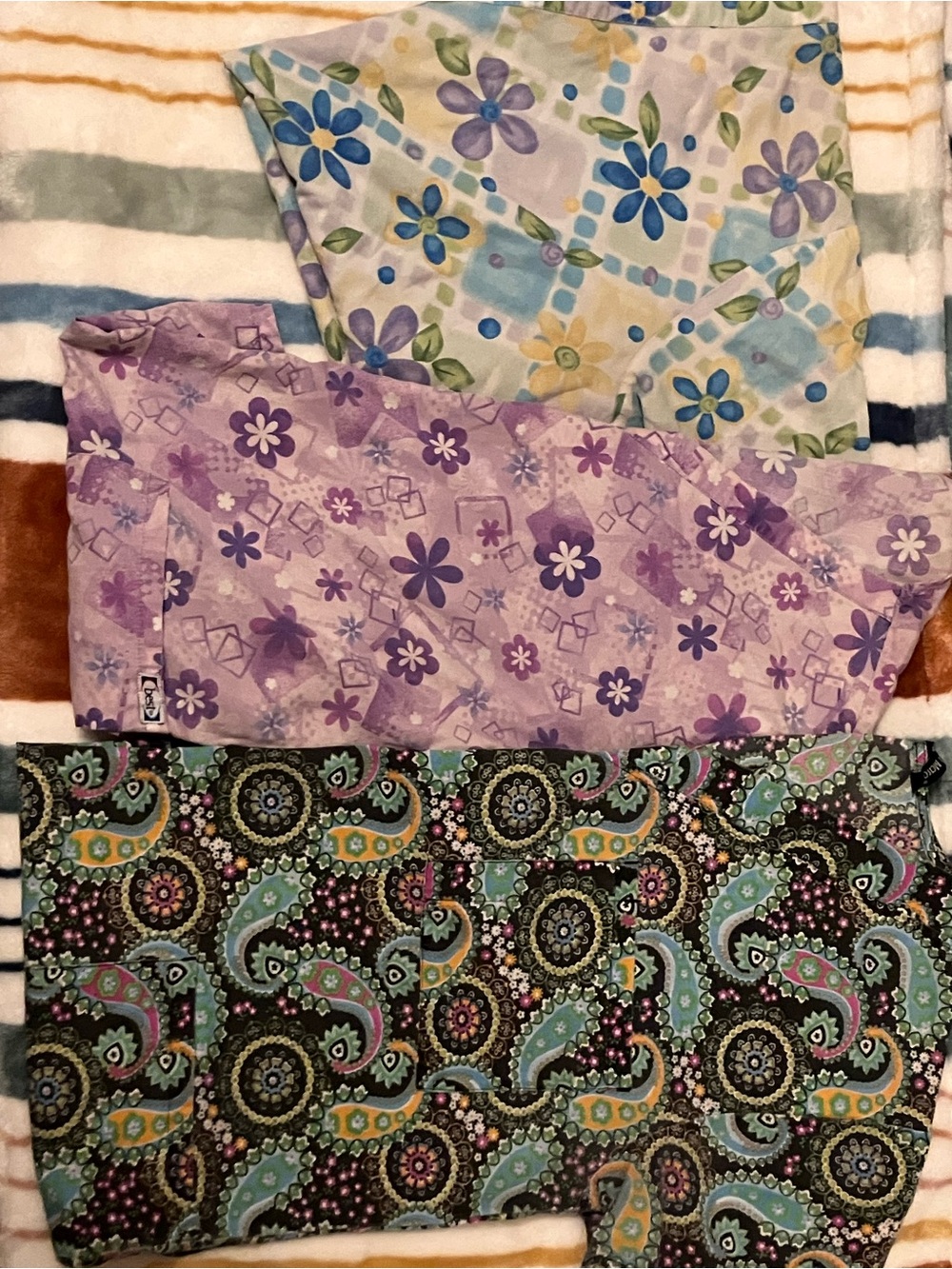Scrubstar Purple Floral and Teal Paisley Leggings Set